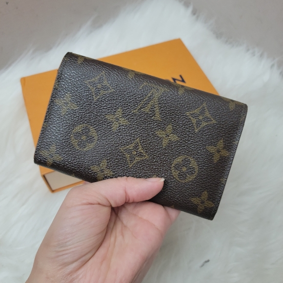 100% Authentic Louis Vuitton Monogram wallet - Picture 8 of 11
